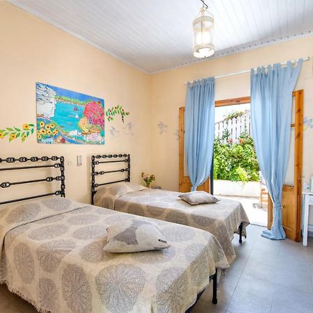 Harry'S Studios 1 Гайос Экстерьер фото